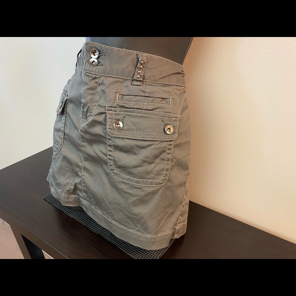Mini skirt - Picture 3 of 10